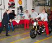 Первый новый Ducati Monster 1200 сошел с конвейера