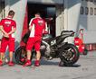 Заводской команде Ducati MotoGP дали фору...