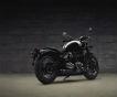 Triumph добавил в линейку новый мотоцикл Bonneville Speedmaster