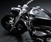 Стартуют европейские продажи нового круизера Yamaha XV950A Midnight Star