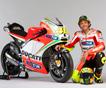 MotoGP: Ducati представила новую раскраску байка GP12 в Сети