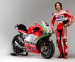 MotoGP: Ducati представила новую раскраску байка GP12 в Сети